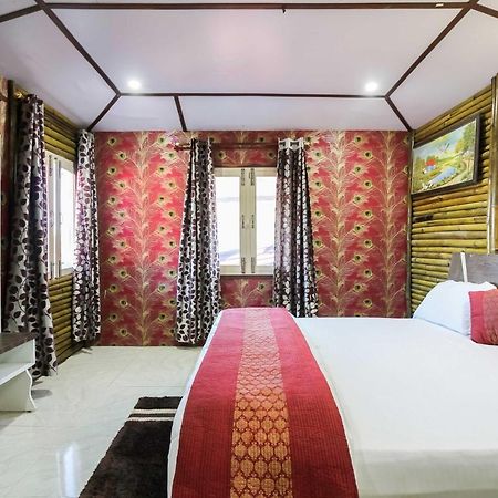 Glamwood Resort Dhanaulti Extérieur photo
