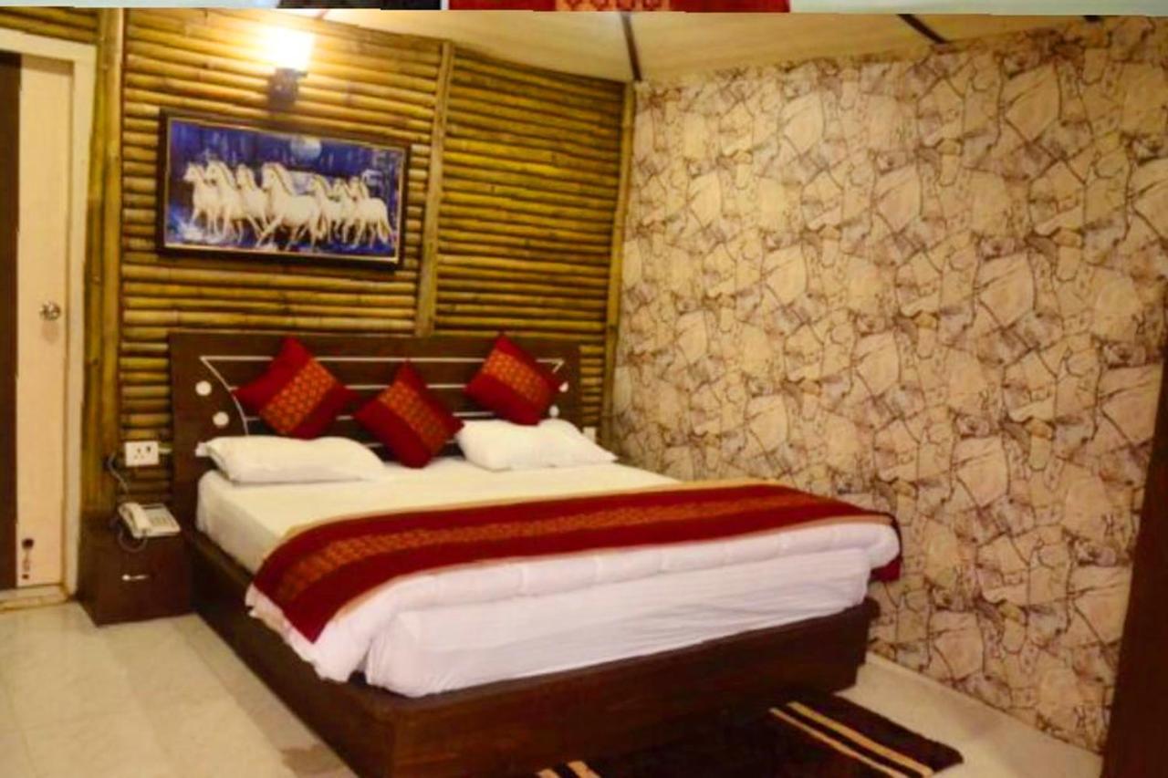 Glamwood Resort Dhanaulti Extérieur photo